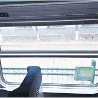 高速動車組一客室側窗